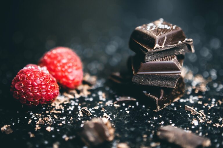 top health benefits of dark chocolate